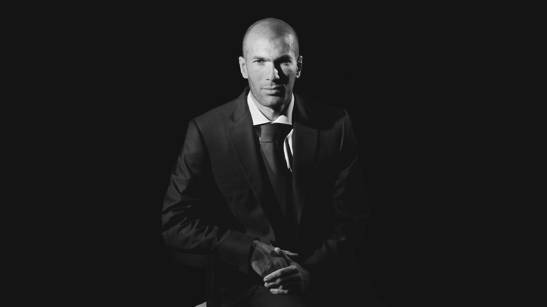 亚博sport-王者归来！蒂姆献关键助攻引爆梦剧场，曼联球迷陷入疯狂